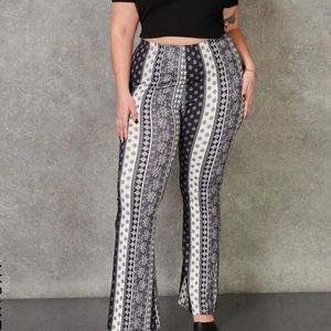Plus Mixed Print Flare Leg Pants